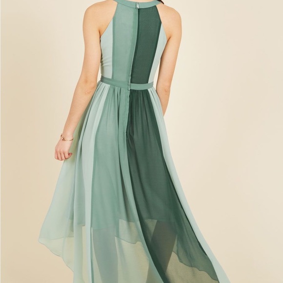 ModCloth Green Halter Dress - Size Medium - Picture 2 of 6